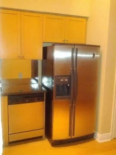 Financial District Furnished Apartment Toronto