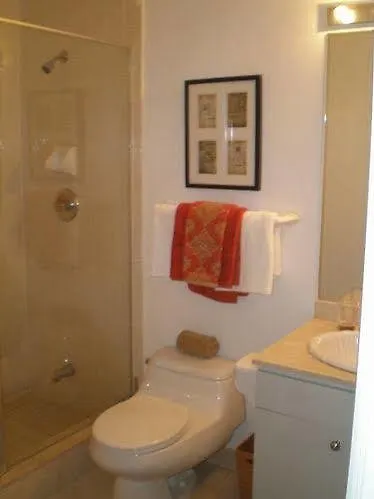 Financial District Furnished Apartment Toronto Canada
